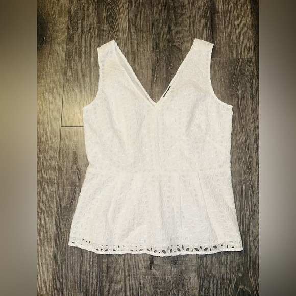 Ann Taylor Tops - Ann Taylor Woman’s Peplum Eyelet Sleeveless Top